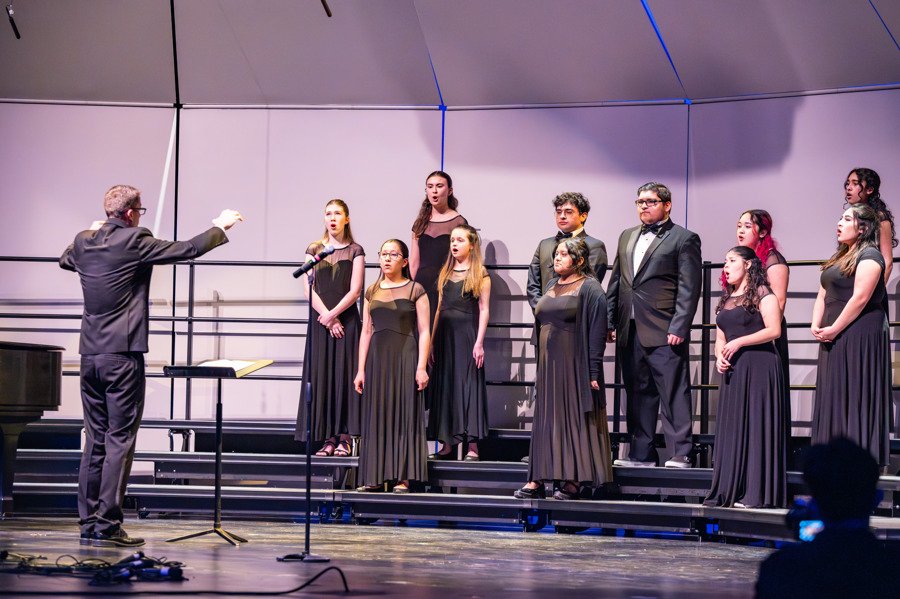 fjuhsd choral-102.jpg