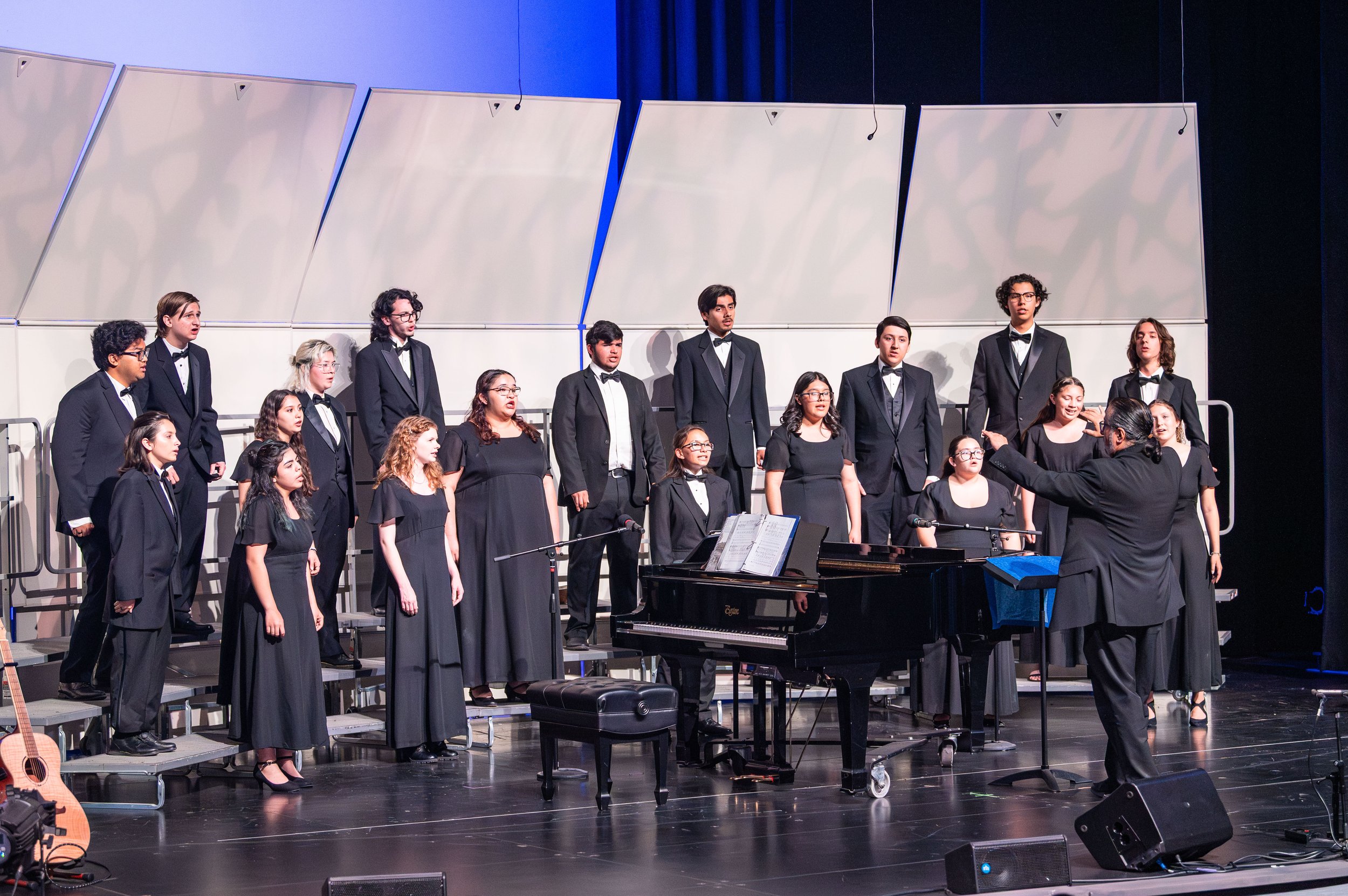 fjuhsd choral showcase-138.jpg