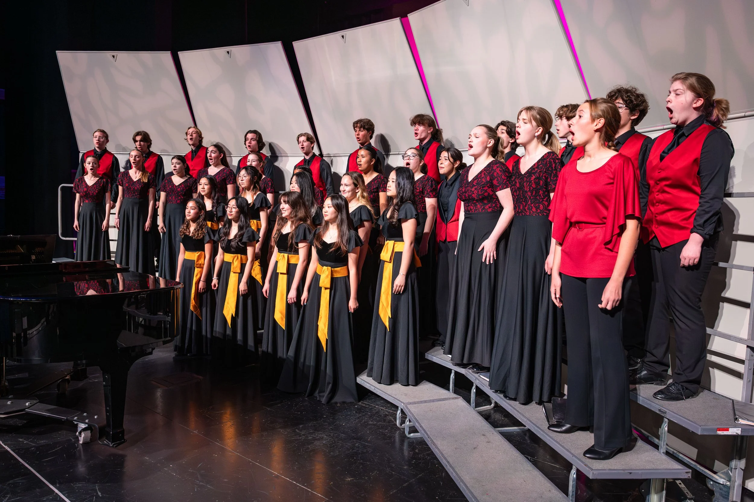 fjuhsd choral showcase-28.jpg