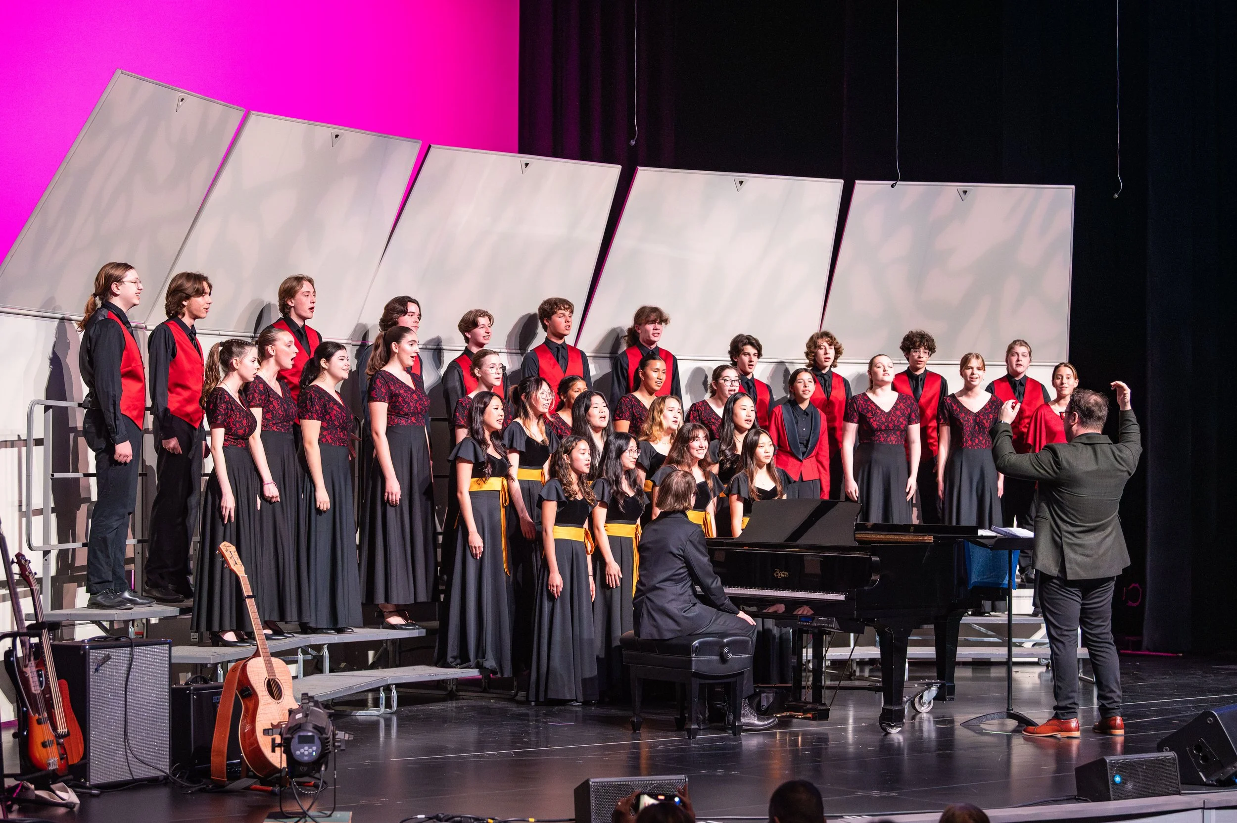 fjuhsd choral showcase-80.jpg