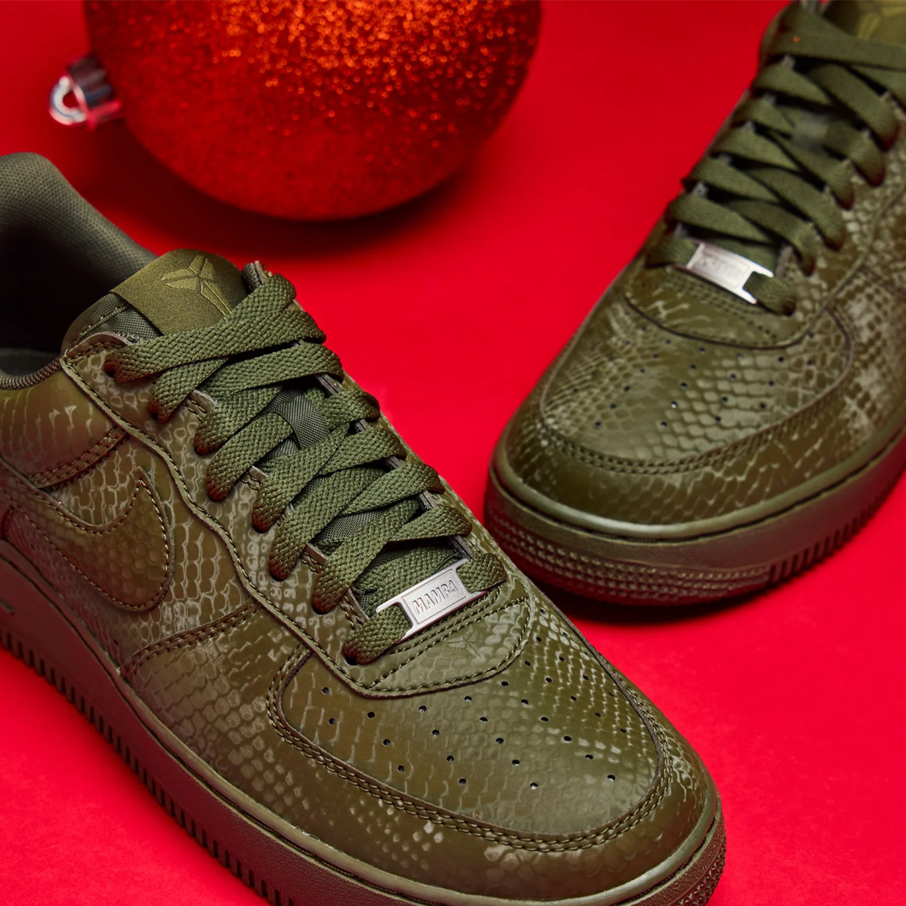 20251125_FTL_NIKE_AF1_KOBE_ARMYGREEN_1x1_3_ME.jpg