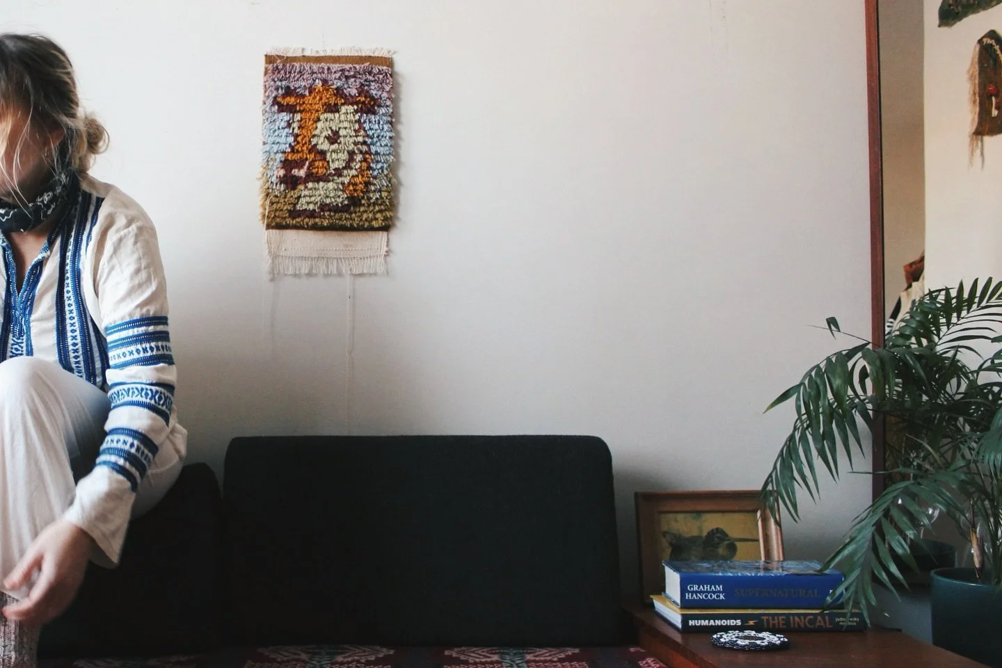 wool x textile 44/100

my first rya with plantdyed yarn, 2021✨ the beautiful blue shade derived from black beans, the dark yellow from onion skins❤️ this one is nowadays in Sweden✨

#rya #ryaknots #ryaweaving #naturaldyeing