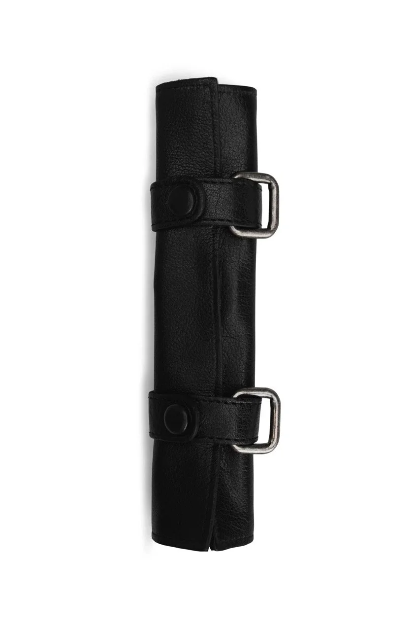 Carita_E-pre-news-QB-4515-Black-6_1800x1800 Large.jpeg