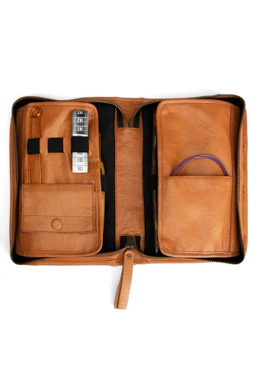 Effi_Case-Embroidery-QB-4388-Whisky-8_1800x1800 Large.jpeg