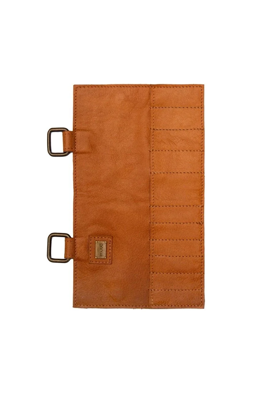 Carita_I_Page-Needle_Case-QB-4710-10_1800x1800 Large.jpeg