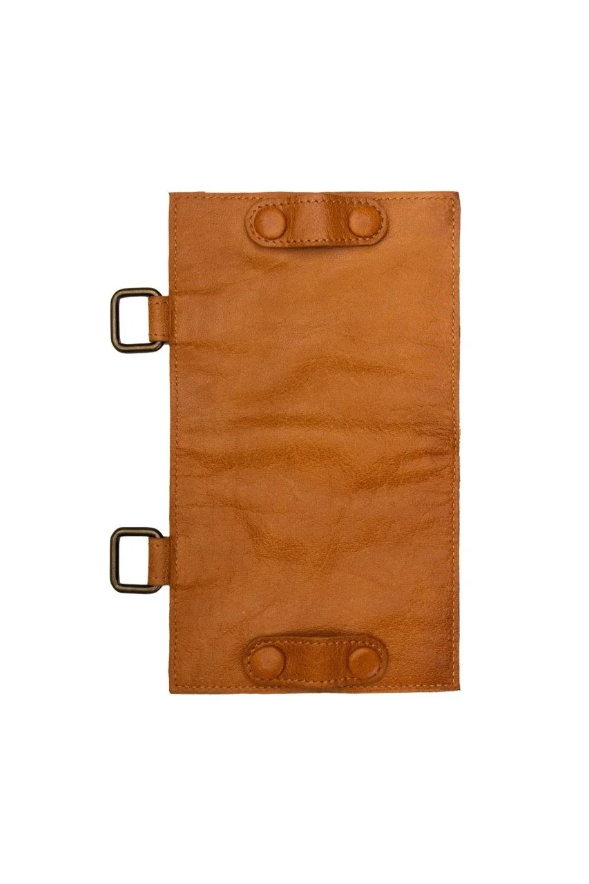 Carita_I_Page-Needle_Case-QB-4710-11_1800x1800 Large.jpeg