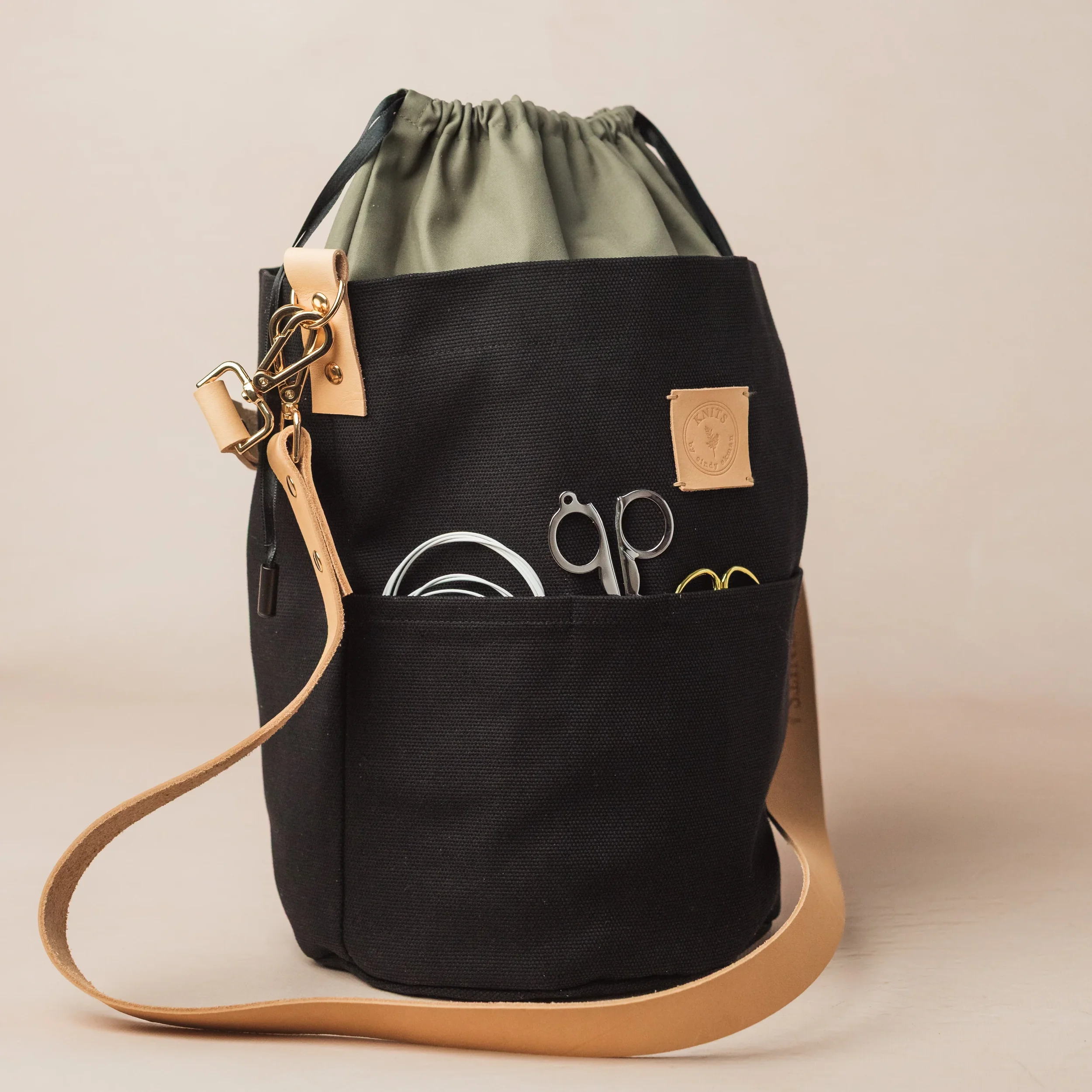 The KNITS bag