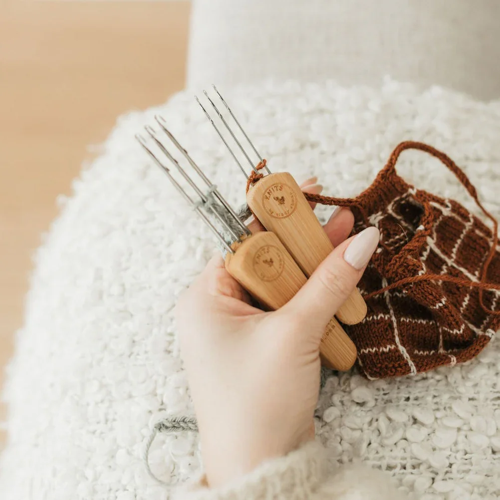 KnitsbyCE_Spring-2024_byEmiliaKavilo-64.webp