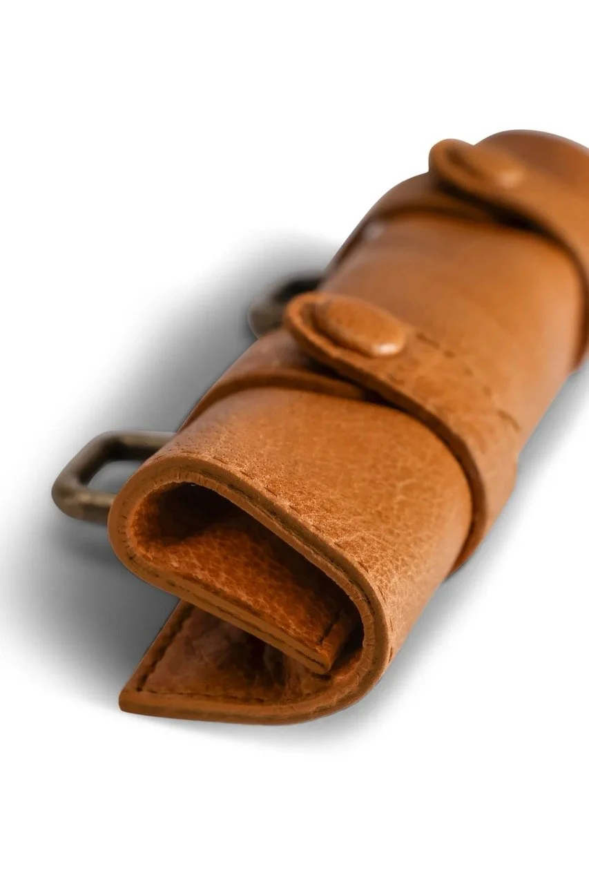 Carita_F_Case-pre-news-QB-4624-Whisky-3_1080x Large.jpeg