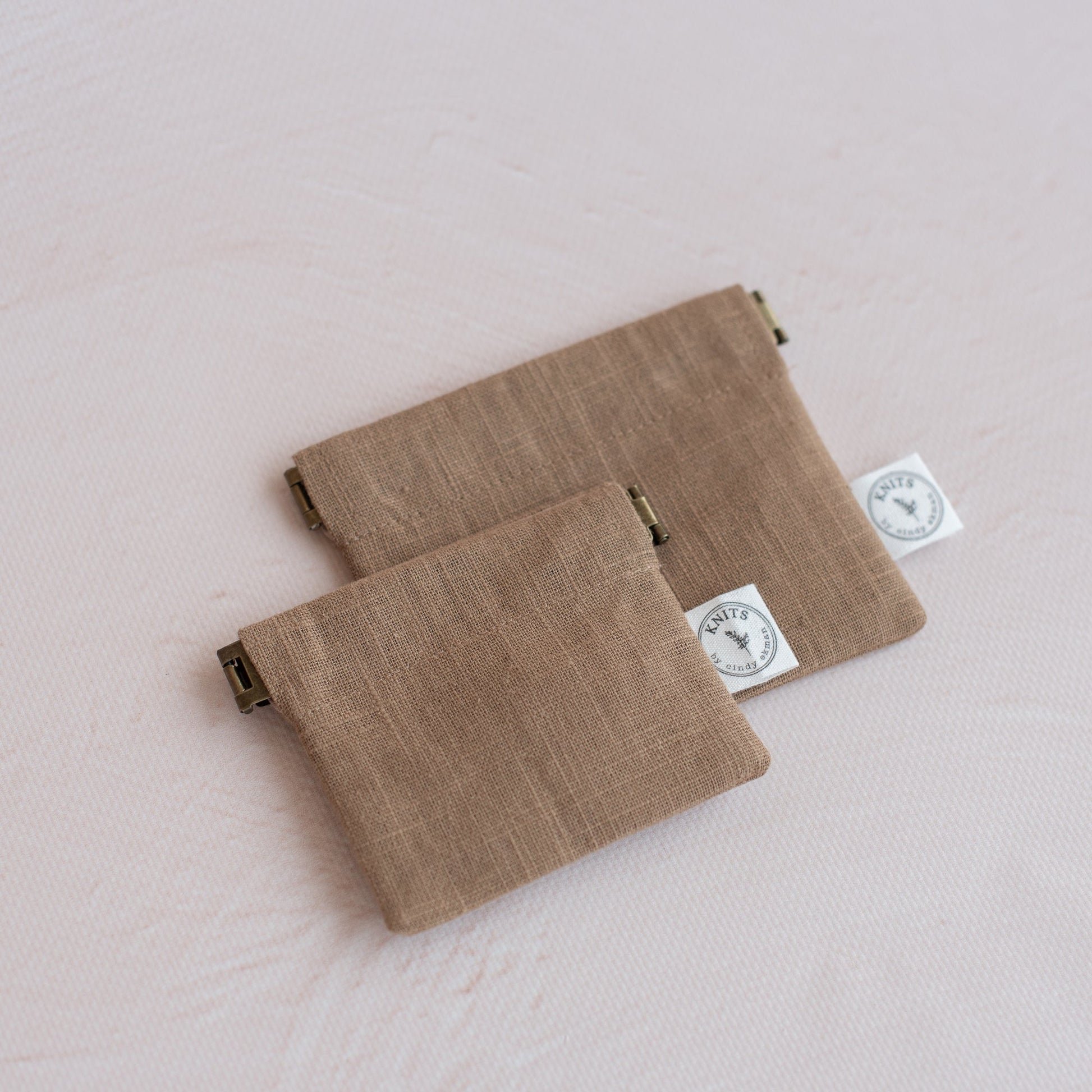 The KNITS push pouch storage bag