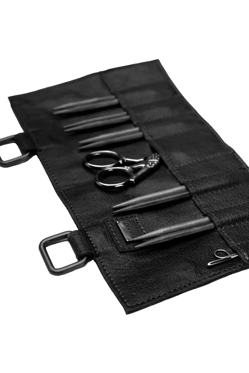 Carita_I_Page-Needle_Case-QB-4710-9_1800x1800 Large.jpeg