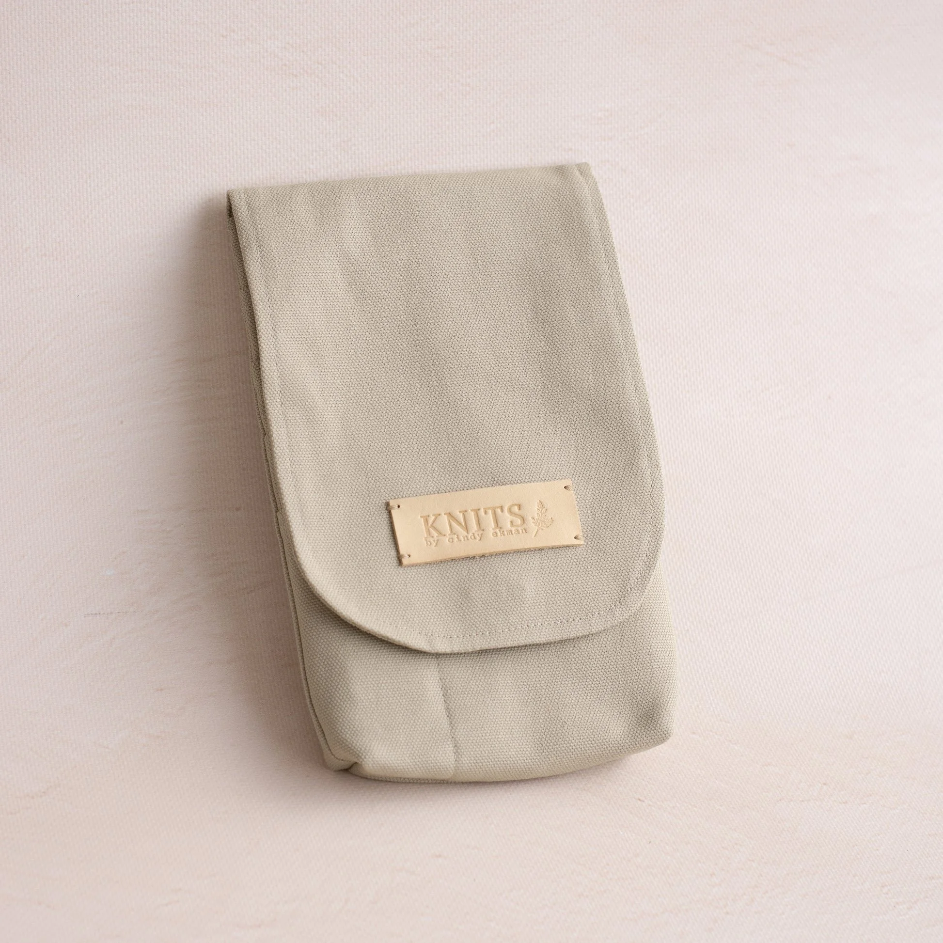 KNITS.case.-7.jpg