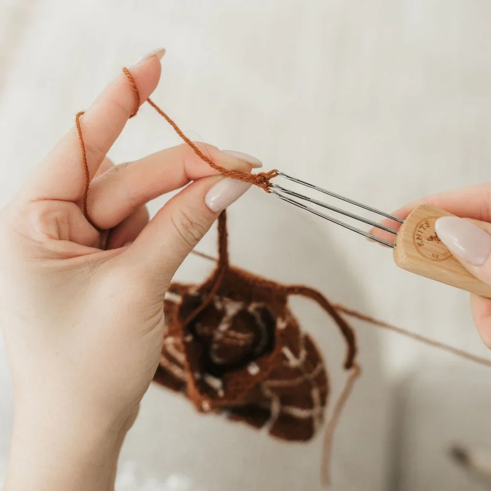KnitsbyCE_Spring-2024_byEmiliaKavilo-74.webp