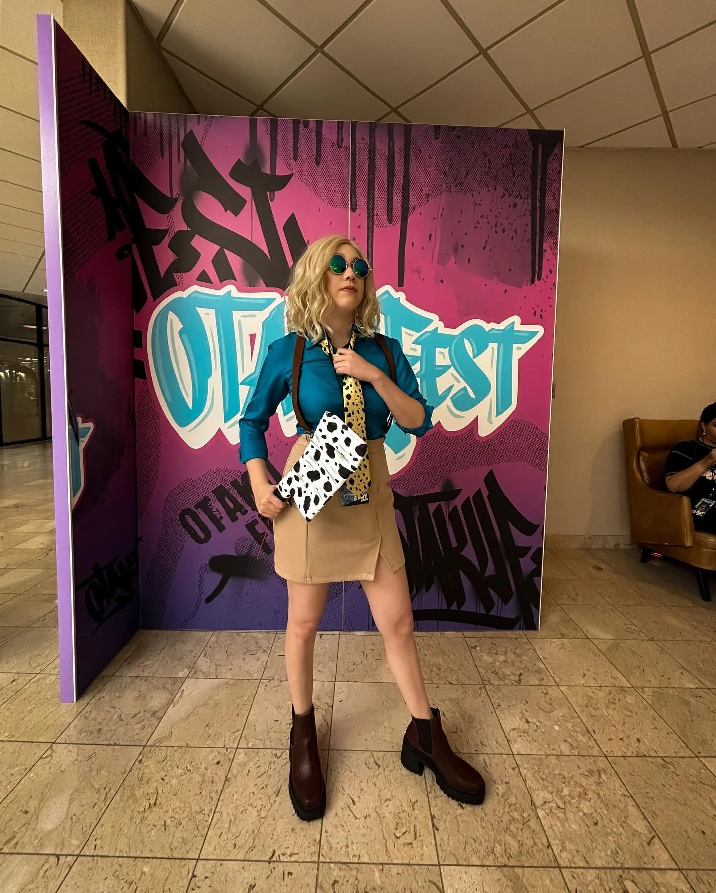 Thanks @otakufestfl ✌🏻(swipe to the end to see my largest con haul yet) I had such a great time with friends bringing the carefree fun con vibes of 2017 to today ❤️ I&rsquo;m so happy to have cosplayed again after year and can&rsquo;t wait to bring 