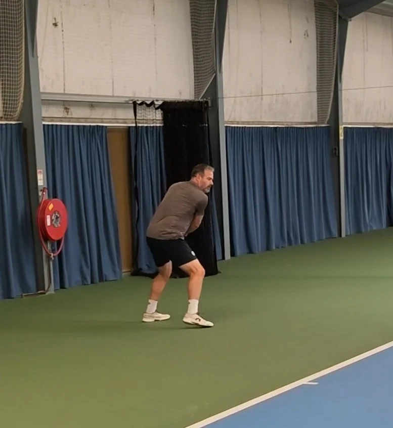 Binnen tennissen bij De Delftse Hout? Als lid krijg je 10% korting!