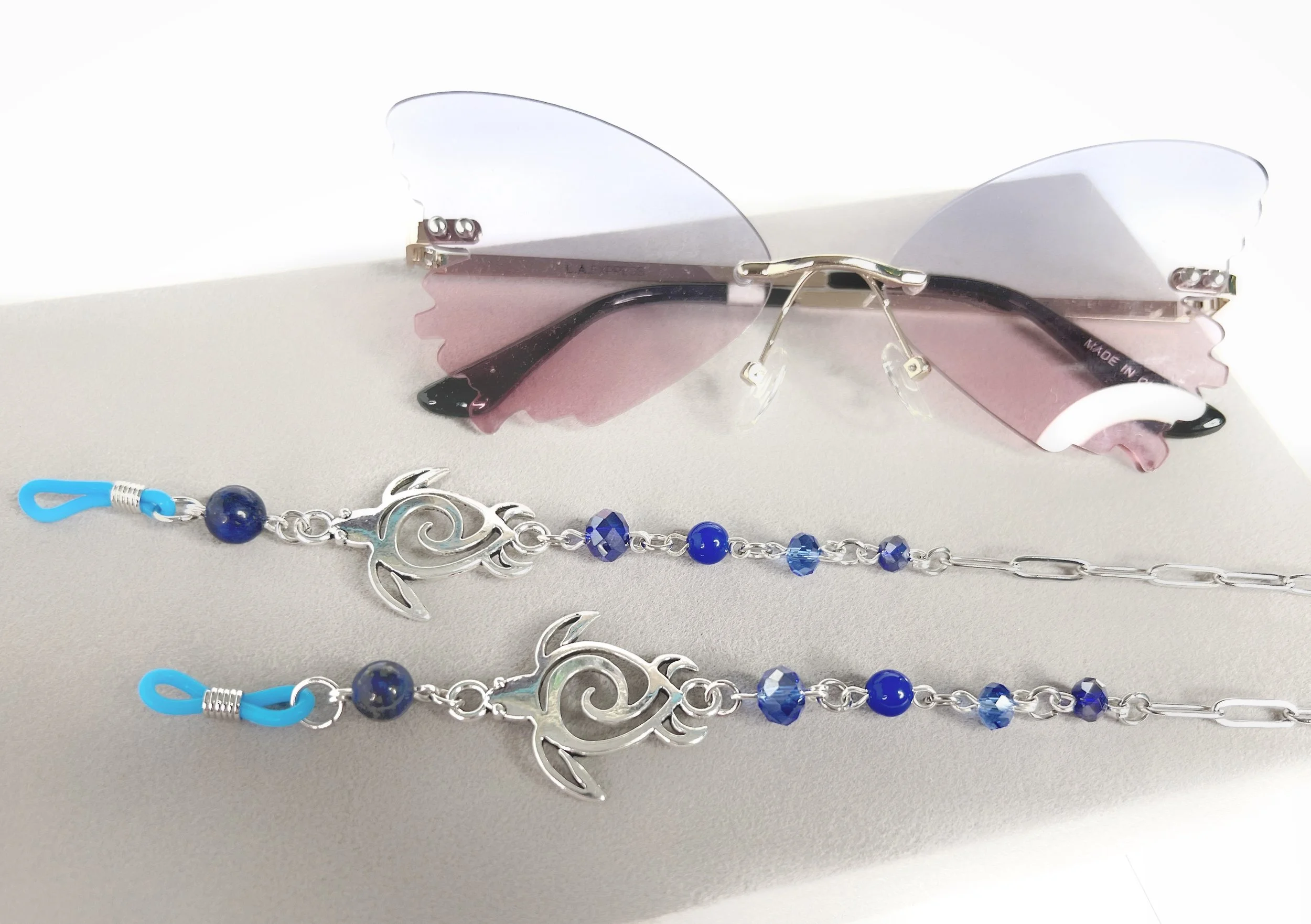 Large Sea Turtle Glasses Chain. Whimsical Eyewear Chain with Ocean-Inspired Charm 🐢