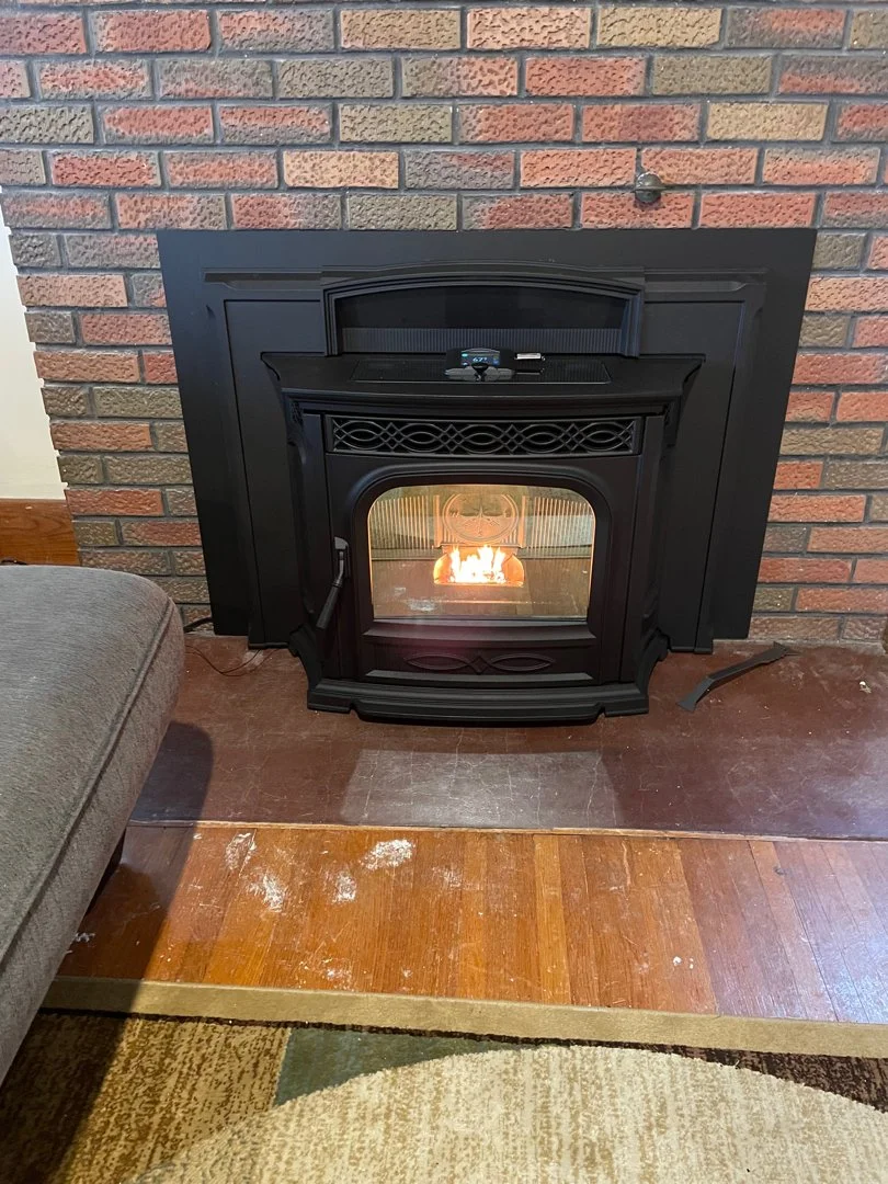 black pellet insert with brick surround