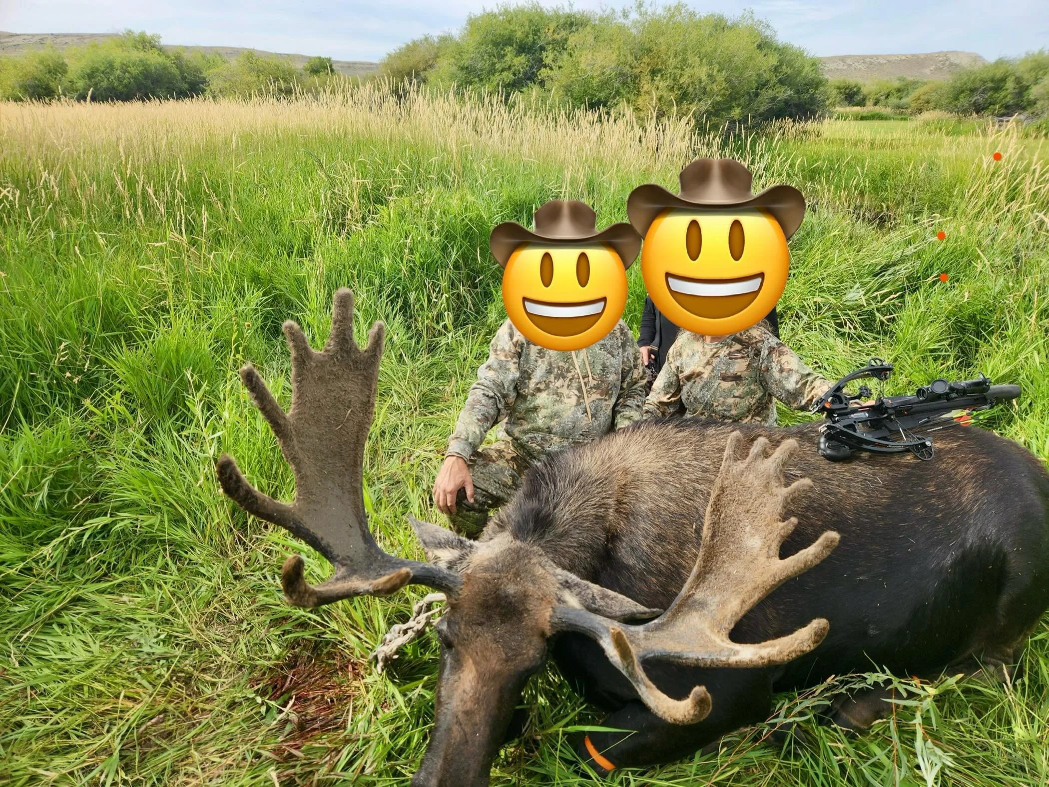 From disabling neck + arm pain with weakness ➡️ back to bow hunting within weeks.  Neck surgery can be life(style) saving and the best part of my job is hearing what people get back to doing.  #discreplacement #acdf #hunting #spinesurgery #minimallyi