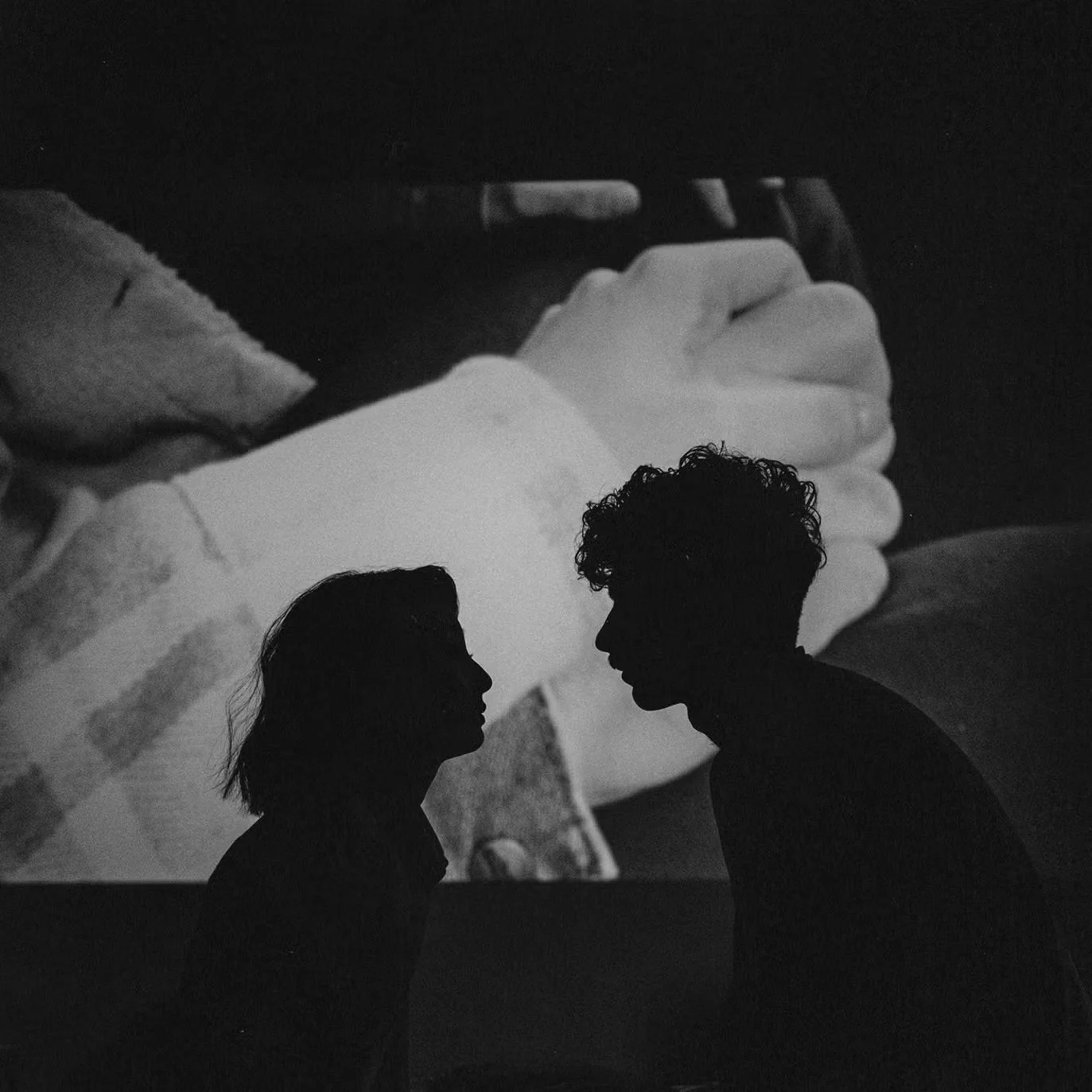 Allow Us to Teach You How to Make Your Partner Feel Emotionally Seen, Yes?