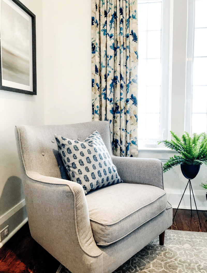 Interior-Design-Toronto-Bright-Toronto-Living-Room (10).png