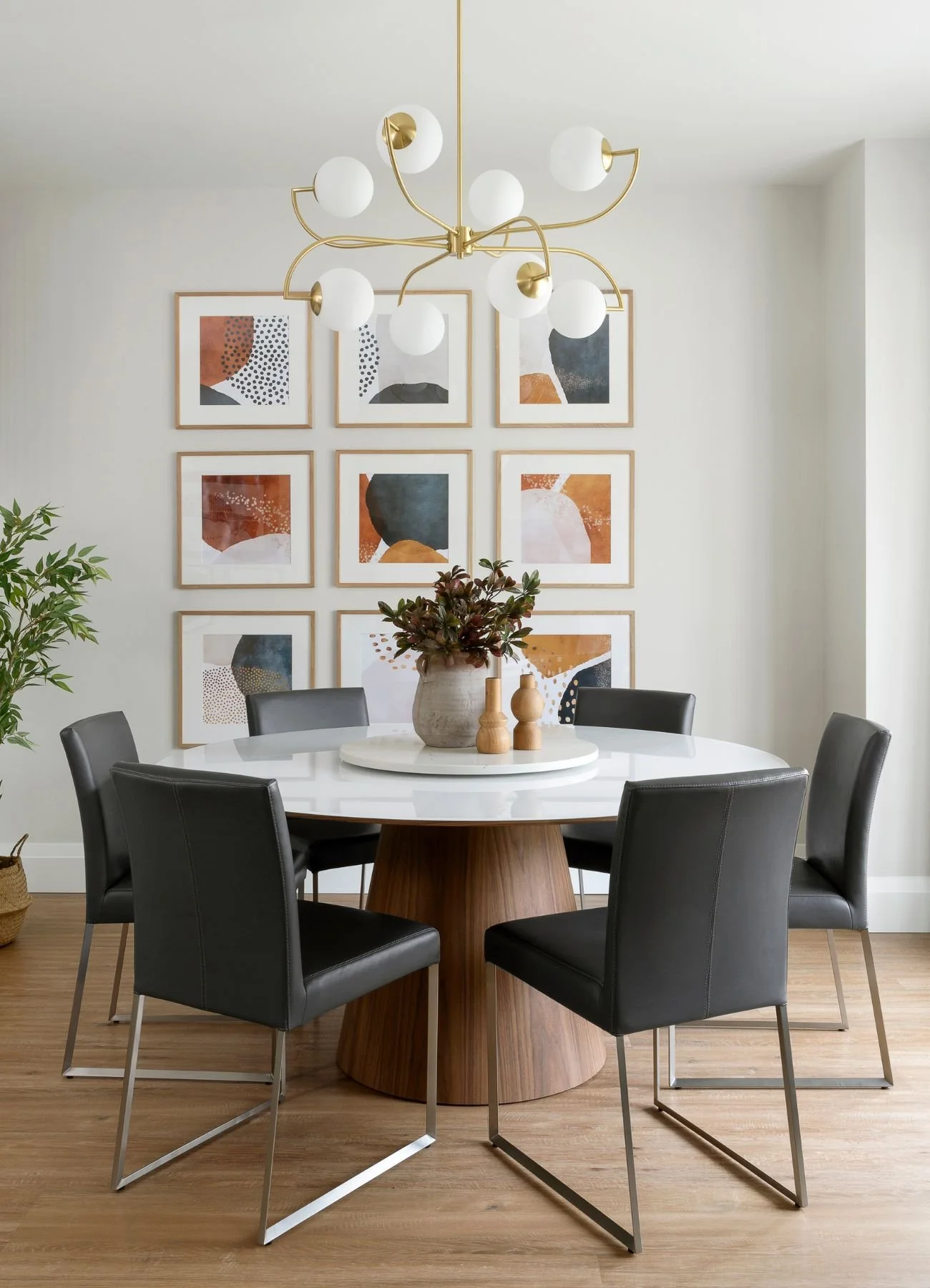 Dining Room.jpg
