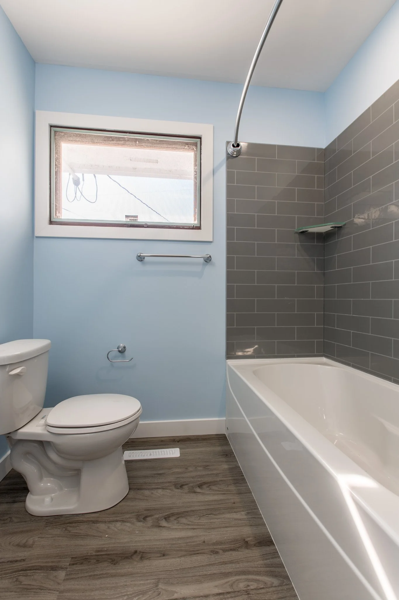 "Avonhurst" Spec Bathroom +