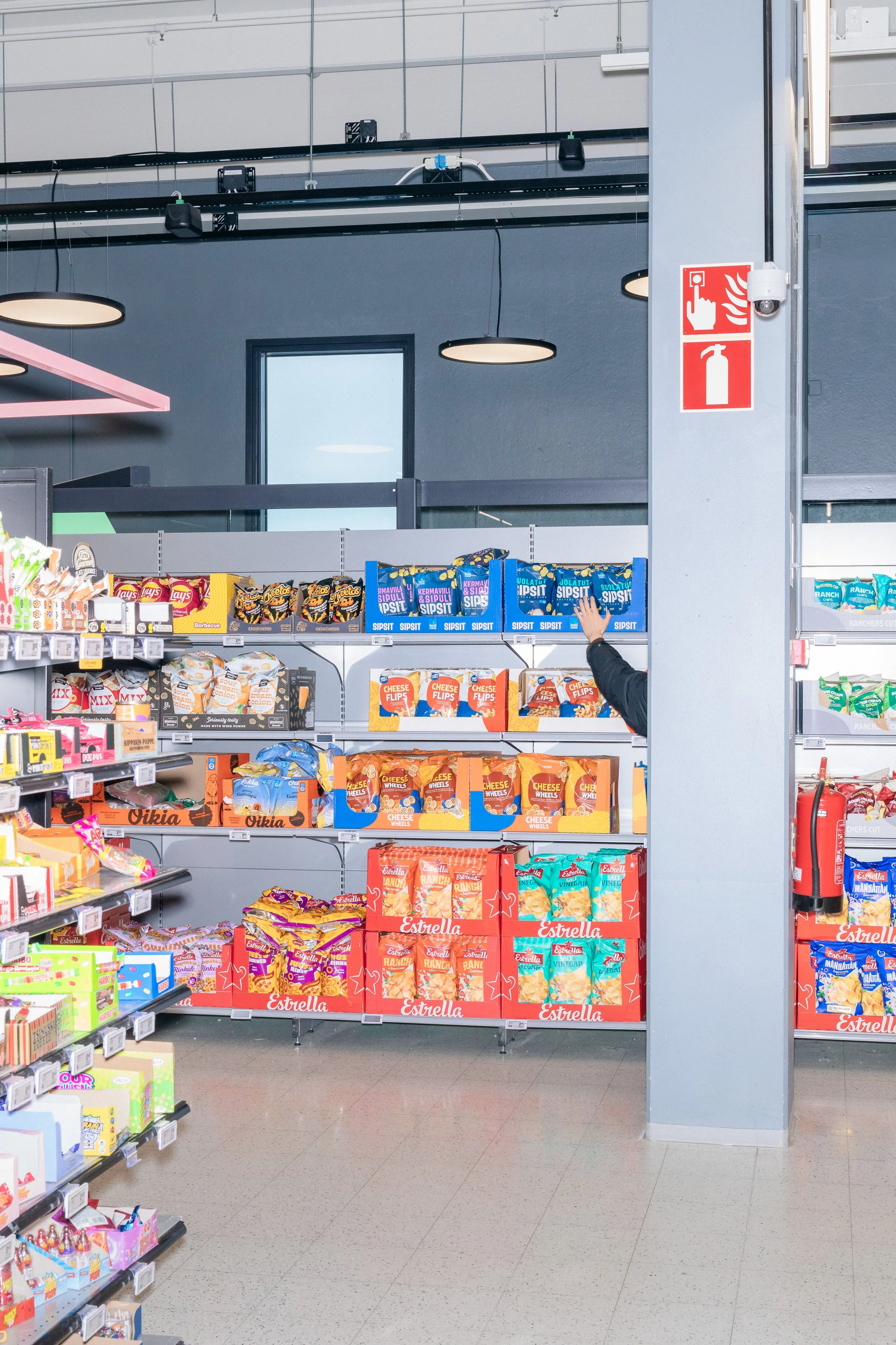 02_piippo_alkuaine_supermarket.jpg