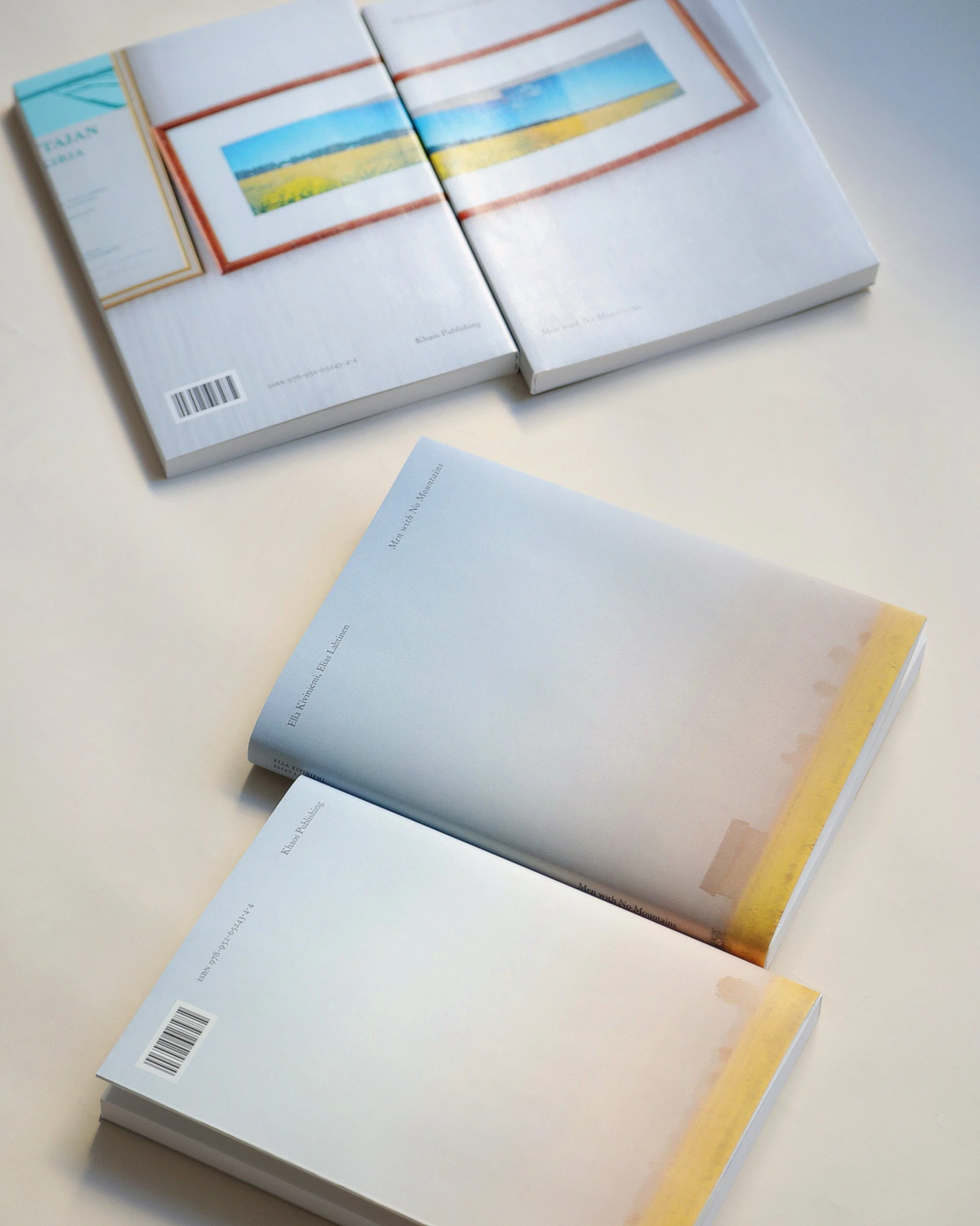 Men with No Mountains_scenery.JPG