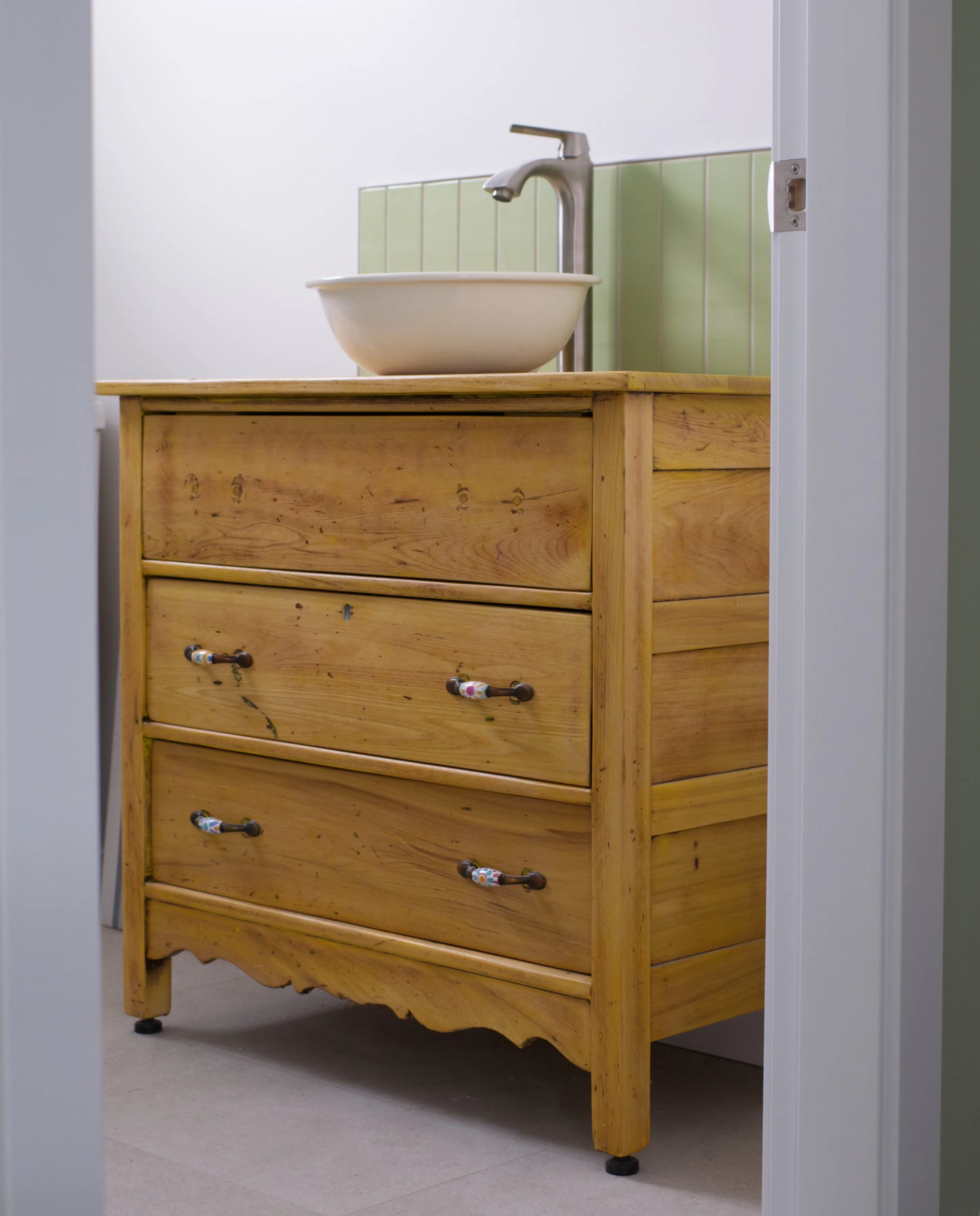 main bath 3.jpg