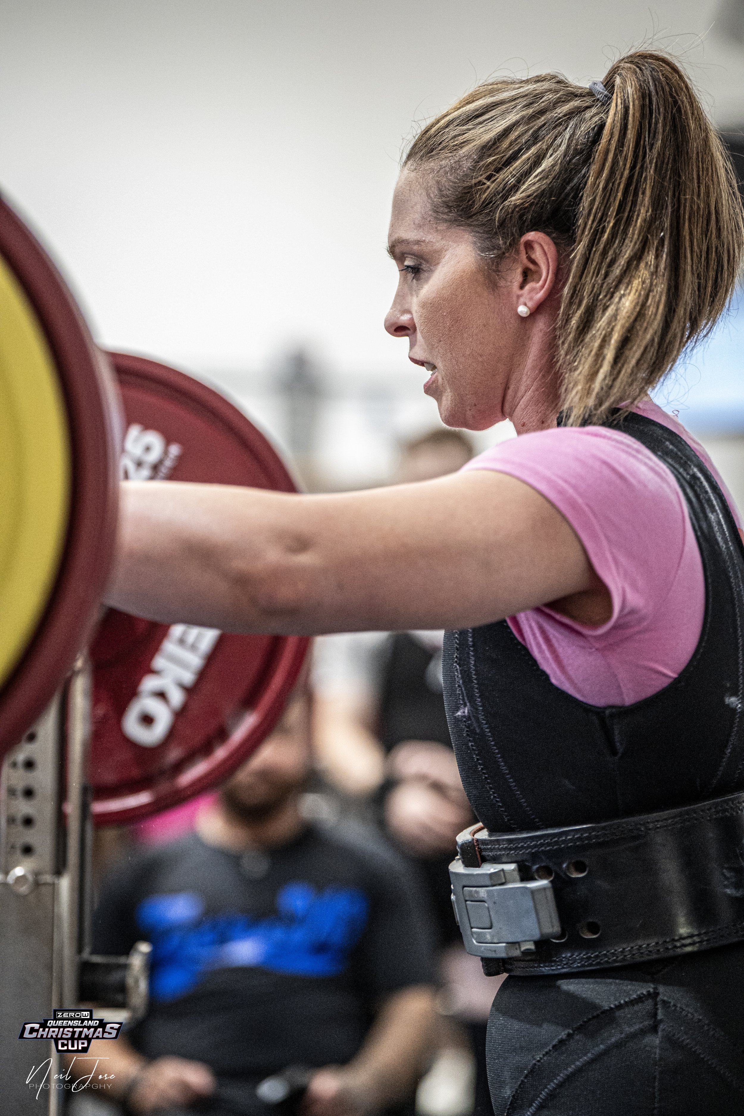 Equipped squats are awesome @ APL Christmas Cup