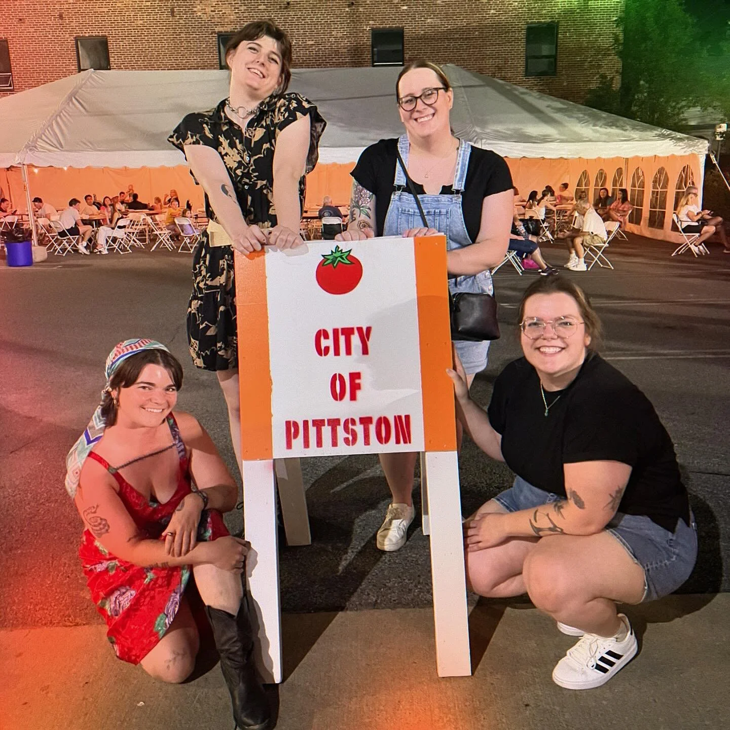 a few late summer highlights 🍅✈️🌸🦁