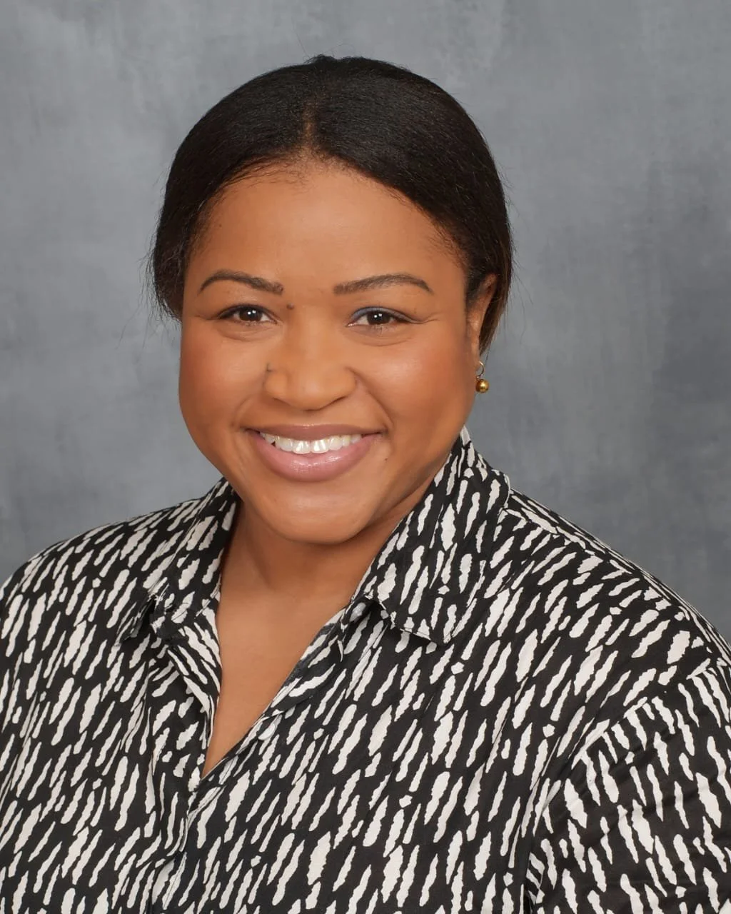 Lines_Head shot 1.jpeg