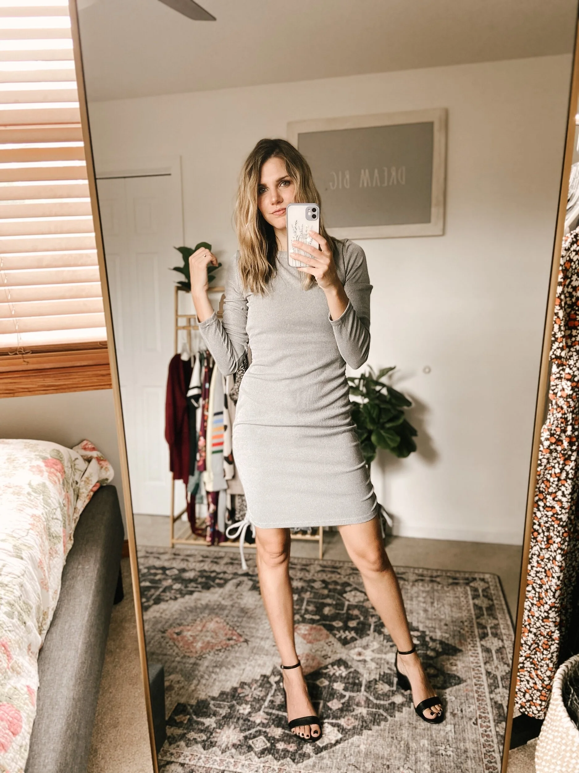  Ruched Bodycon Drawstring Dress