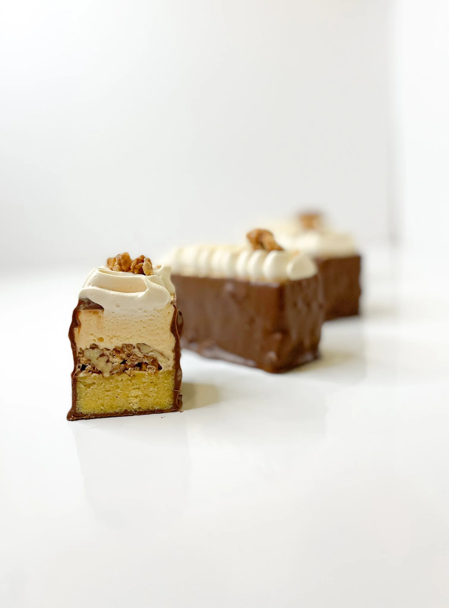 Caramel Pecan Petit Gateaux