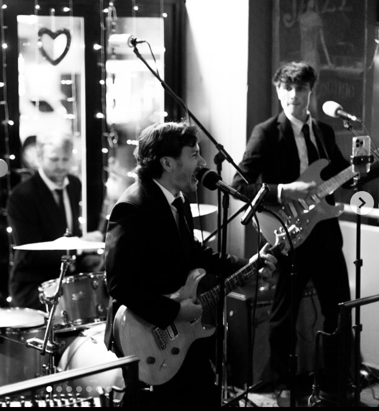 Live Music: The Suits