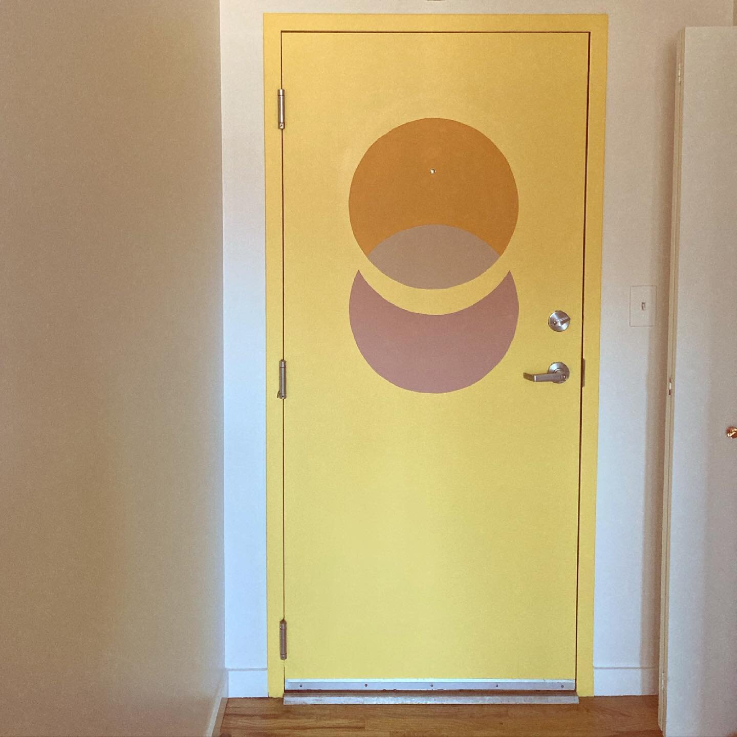 Day 89/100 of #the100dayproject

Mini door-mural is complete! Started on the lunar eclipse and finished on the solar eclipse, now every time I walk out the door I&rsquo;m reminded of enchantments, portals, phases, the possible. 
✨
✨
✨
#100DaysOfWorkI