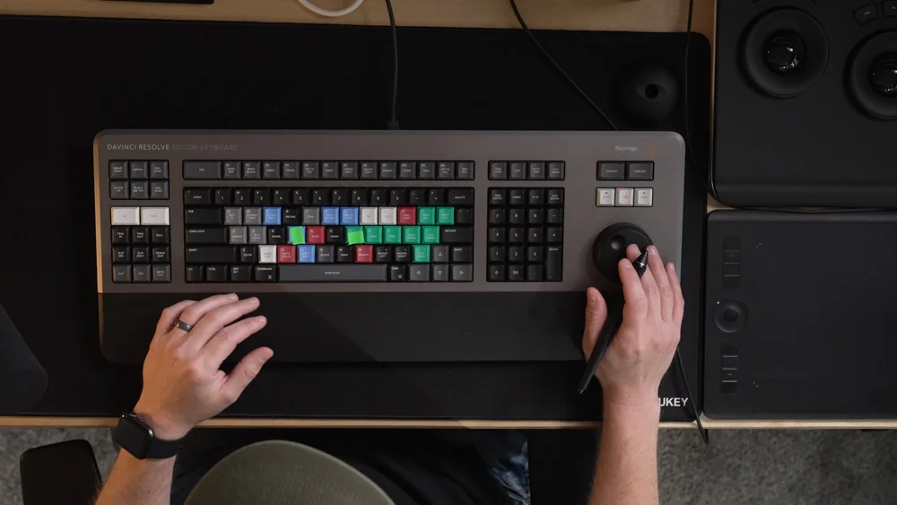 DaVinci Resolve Editor Keyboard — Creative Video Tips