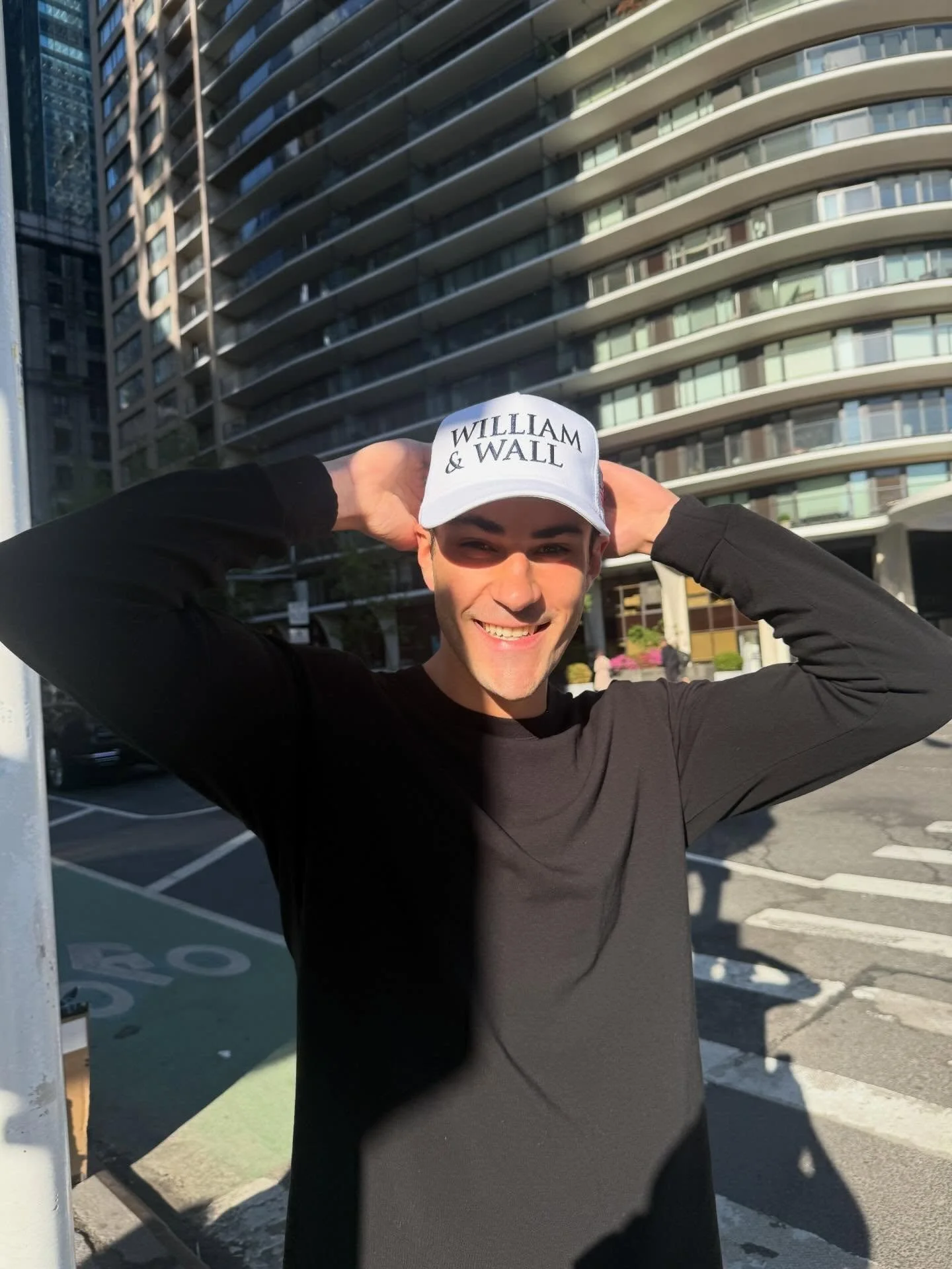 📍NYC. We always appreciate seeing members of our community wearing the firm&rsquo;s merchandise. Recently spotted on the streets of New York: our limited-release white trucker hat.