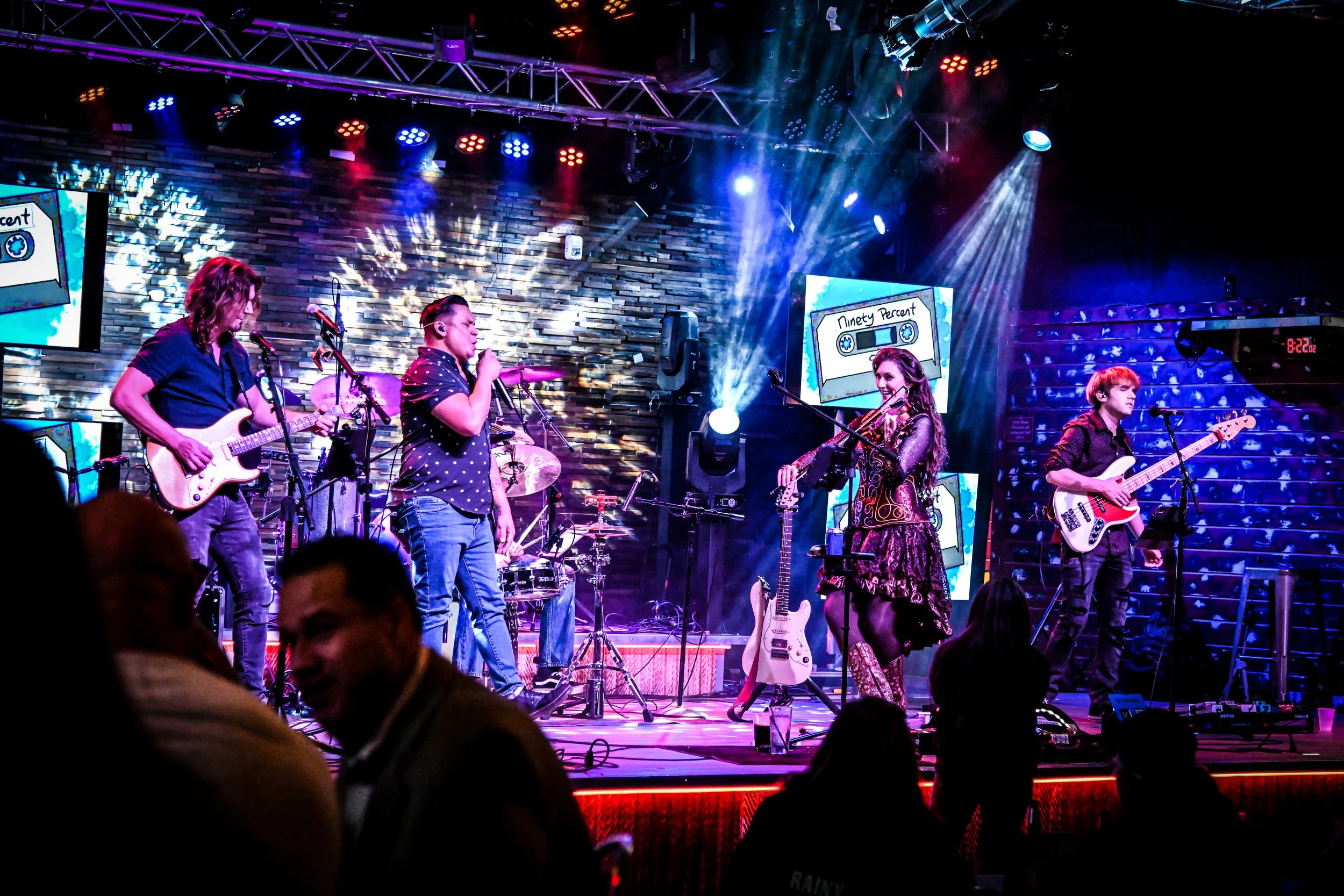 guests: Jenn Deann Scott - Violin and Elijah Goldman - Bass