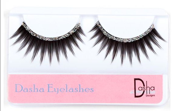 Create a dramatic look with Dasha's easy to apply reusable eyelashes. These are adorned with a striking band of silver glitter making them perfect for performances and groups.