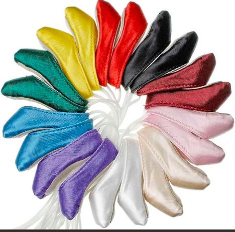 This tiny hand-made wonder is a perfect replica to the Nikolay ballet pointe shoe and may be a nice gift for everyone. It is also an ideal mascot for ballet lovers.