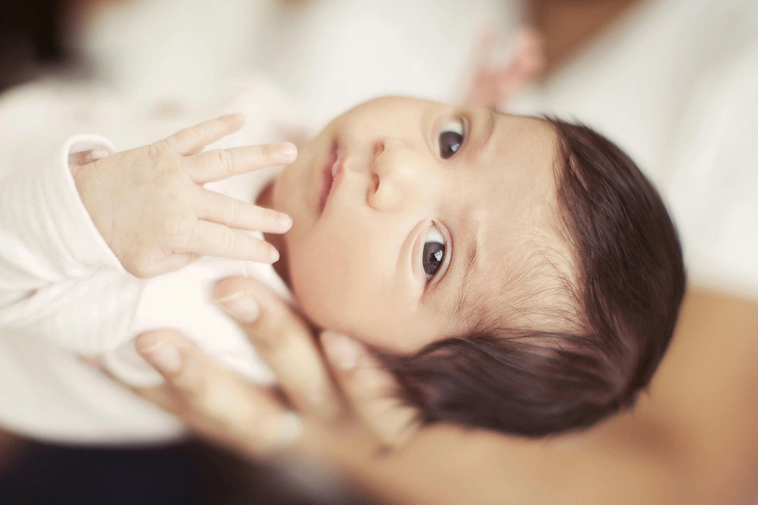 Home_079_Closeup_Newborn.jpg