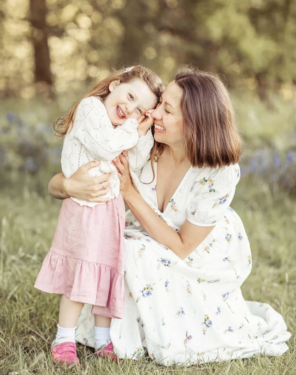 Super excited for Spring Minis to be released this Friday!! 

This will be the 6th consecutive year of these beautiful sessions, I can&rsquo;t believe it! I think these are my favourite minis of the season, perhaps after my winter break I&rsquo;m jus