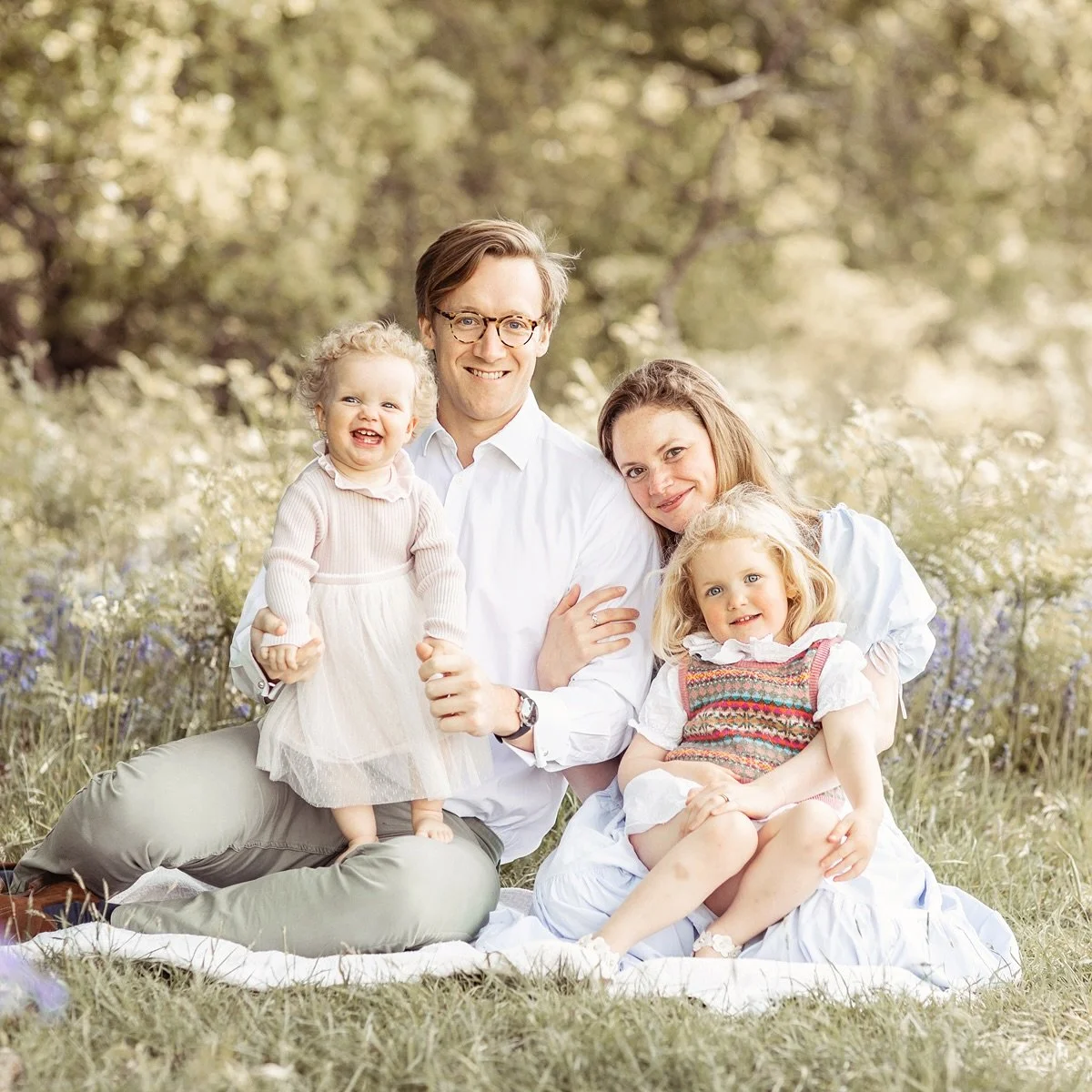 Wow what an incredible start to the season, 32 stunning spring minis have been captured this month, with over half already delivered, and more to arrive super soon! 

What a joy each sweet family has been, I&rsquo;ve had so much fun with everyone, an