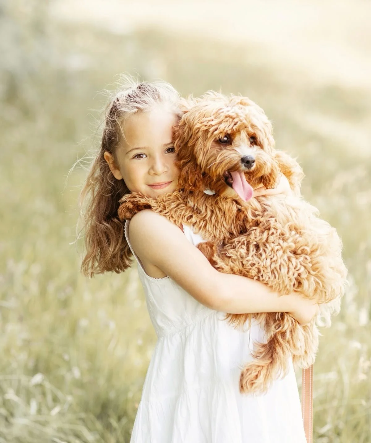 The sweetest little session to share today.. Isn&rsquo;t this just the cutest Mother Daughter Mini with their fluffy pup?!!! Oh take me back to this adorable and super fun session, with the amazing @vsharp92 pleaseeeee 🥹 

- A little reminder that a