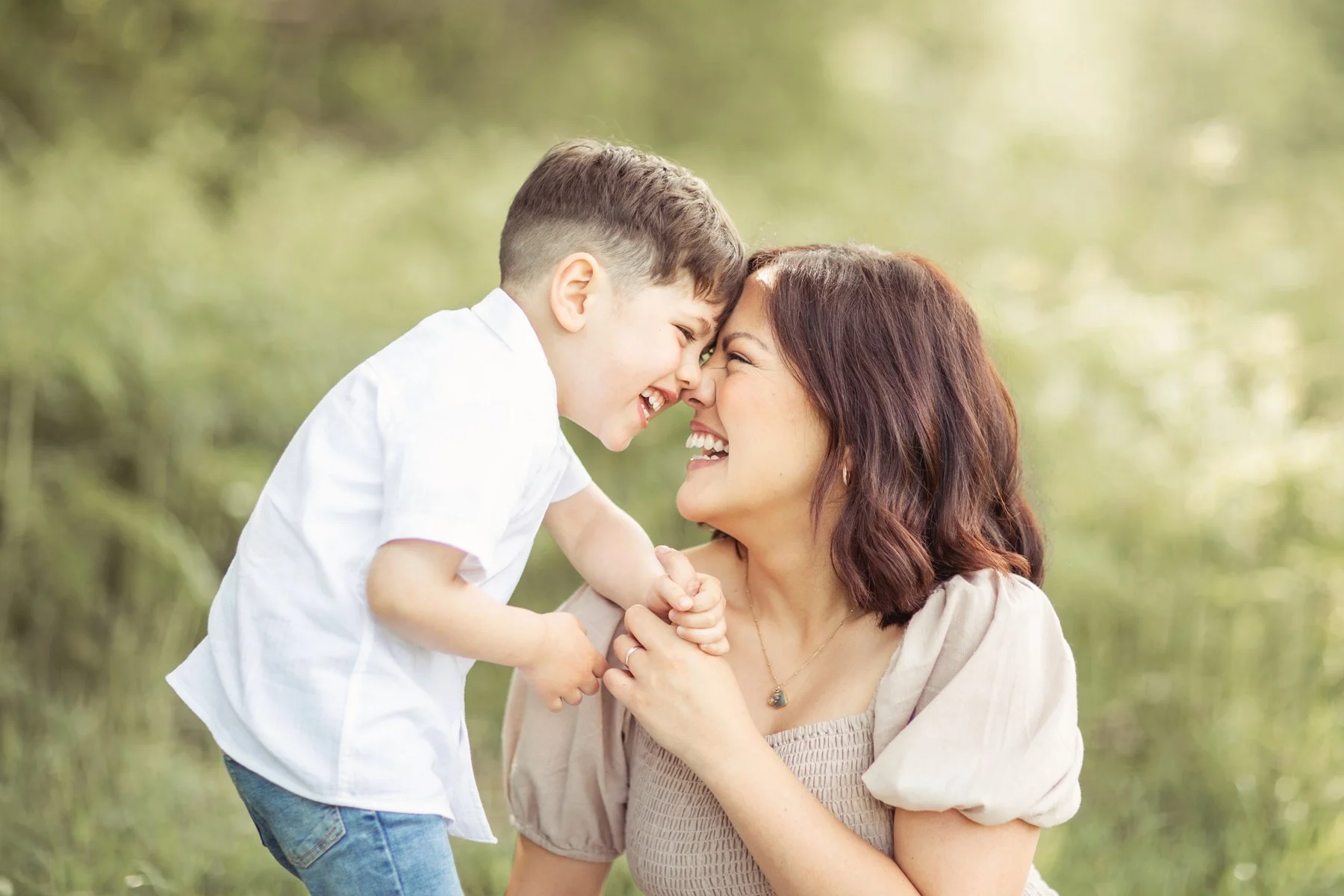 Motherhood, Mother and Child, Sweet Moment, Mini Session, Motherly Love