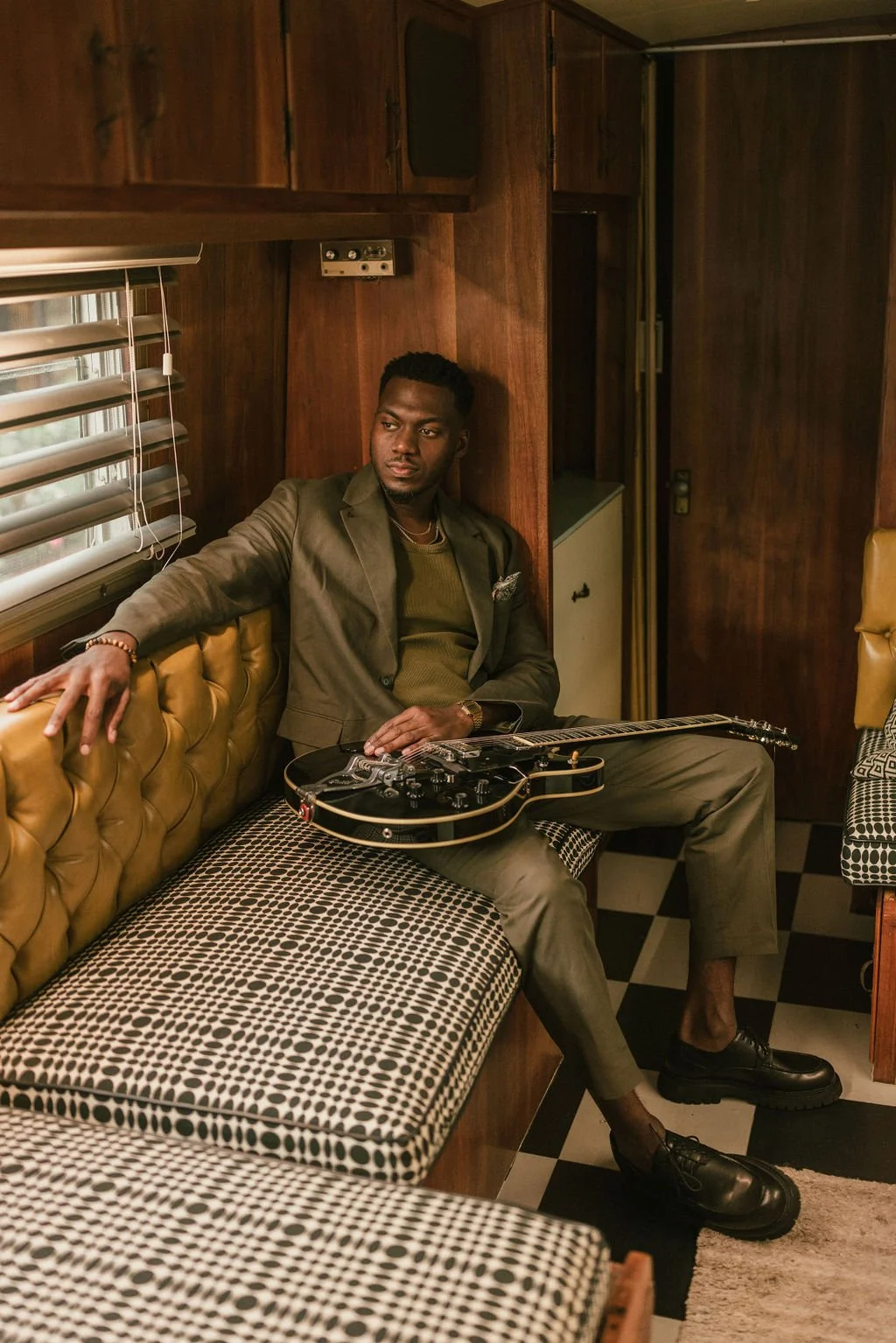 WILL NELSON/UPPER ROOM ENTERTAINMENT BRAND SHOOT AND FRACTIONAL MARKETING DIRECTION