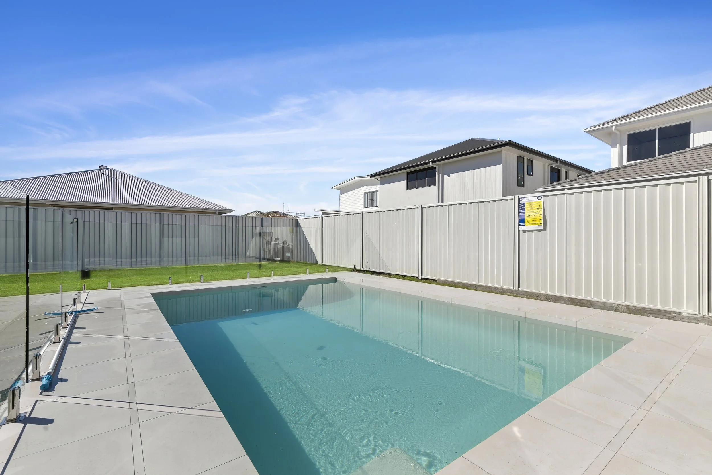 022_Open2view_ID824741-5_Coringa_Avenue.jpg