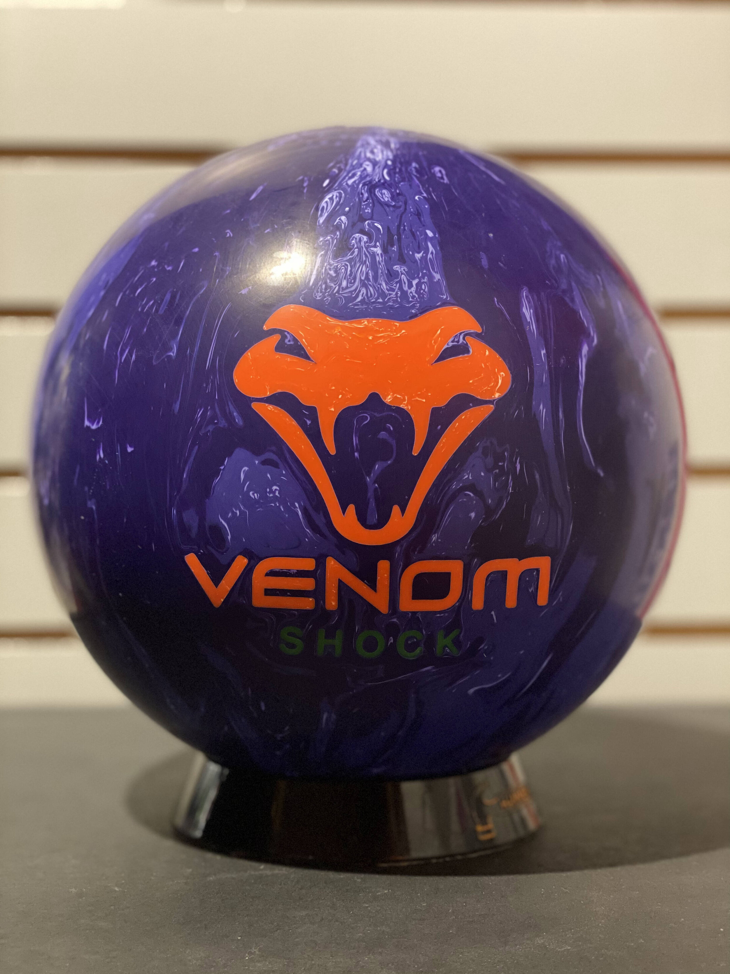 ベノムショック 15ポンド モーティブ 新品 ボウリング ボール