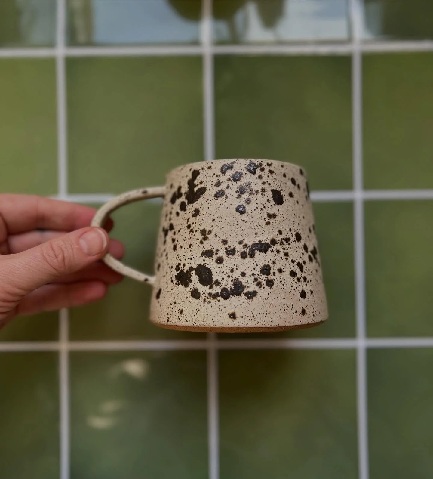 I just added some mugs to the shop! Quail egg, sienna, and some tomato mugs are now available 🍅